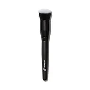 E.L.F. Camo Liquid Blush Brush, Angled Blush Brush Ideal For Applying & Blending Colors On Cheeks, Soft, Dense Bristles, Vegan & Cruelty-Free