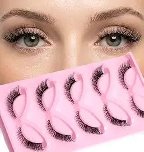 Fox Eye Lashes, Cat Eye Lashes Natural Look Fox False Eyelashes Gorgeous Wispy Lightweight Strips For Daily & Party Makeup Looks For Doll Eyes Makeup 5 Pairs Pack