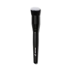 E.L.F. Camo Liquid Blush Brush, Angled Blush Brush Ideal For Applying & Blending Colors On Cheeks, Soft, Dense Bristles, Vegan & Cruelty-Free