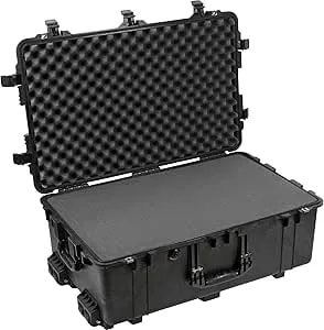 Pelican 1650 Case With Foam (Black)