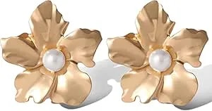 Jessica Simpson Gold-Tone Flower Earrings For Women With Pearl Accent, Flower Stud Earrings, Womens Studs Gold-Tone