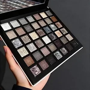 42-Color Smoky Eyeshadow Palette, Matte Shimmer And Glitter, 24h Waterproof And Smudge-Proof, Highly Pigmented With Natural Blurring Effect